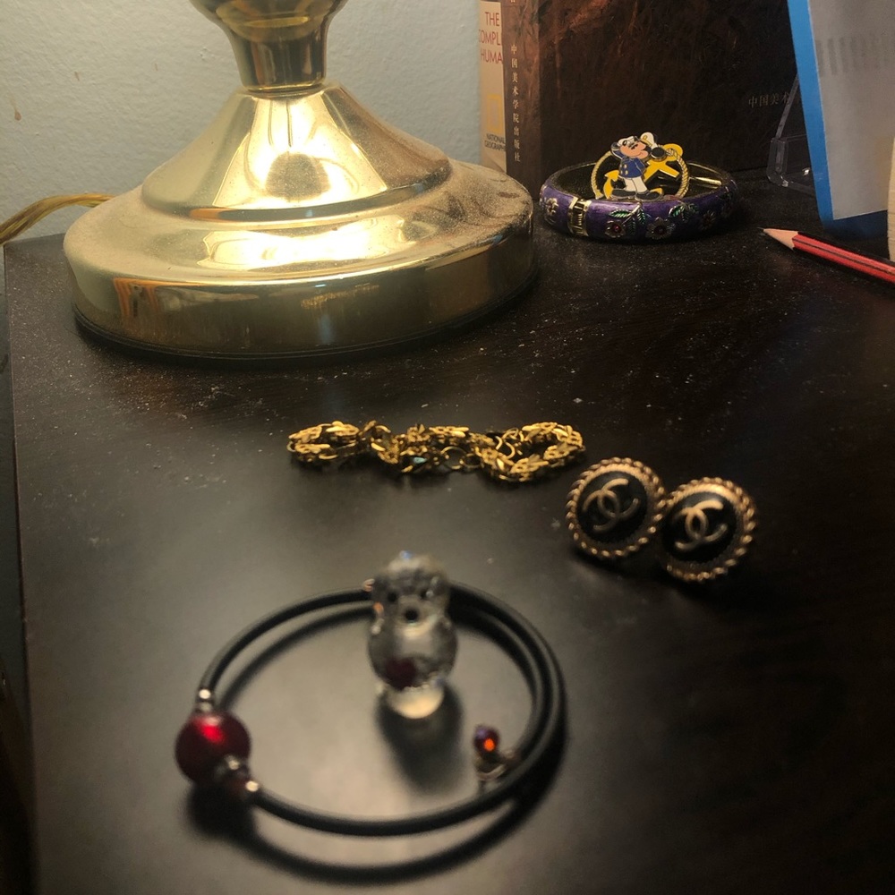 gold chain bracelet with heart